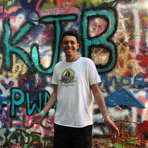 Meet your Posher, Kyle